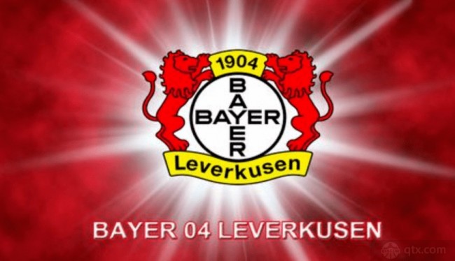 随着国际足 随着国际足