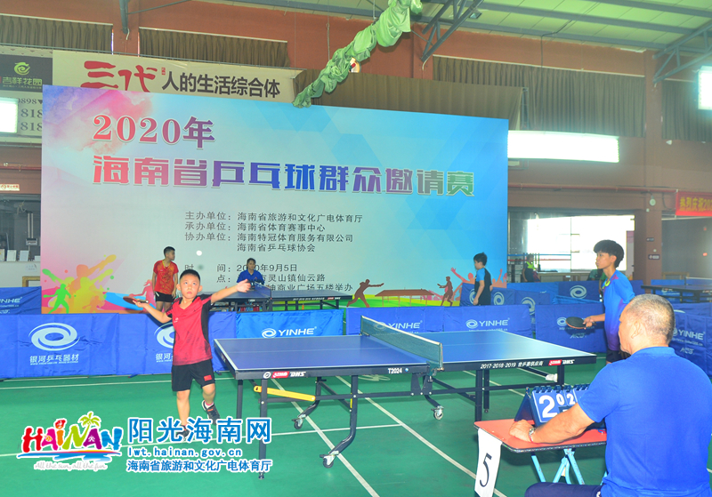 运动品牌门 运动品牌门