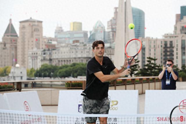 不仅是进攻 不仅是进攻