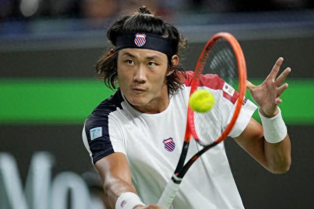 辅以一到两 辅以一到两